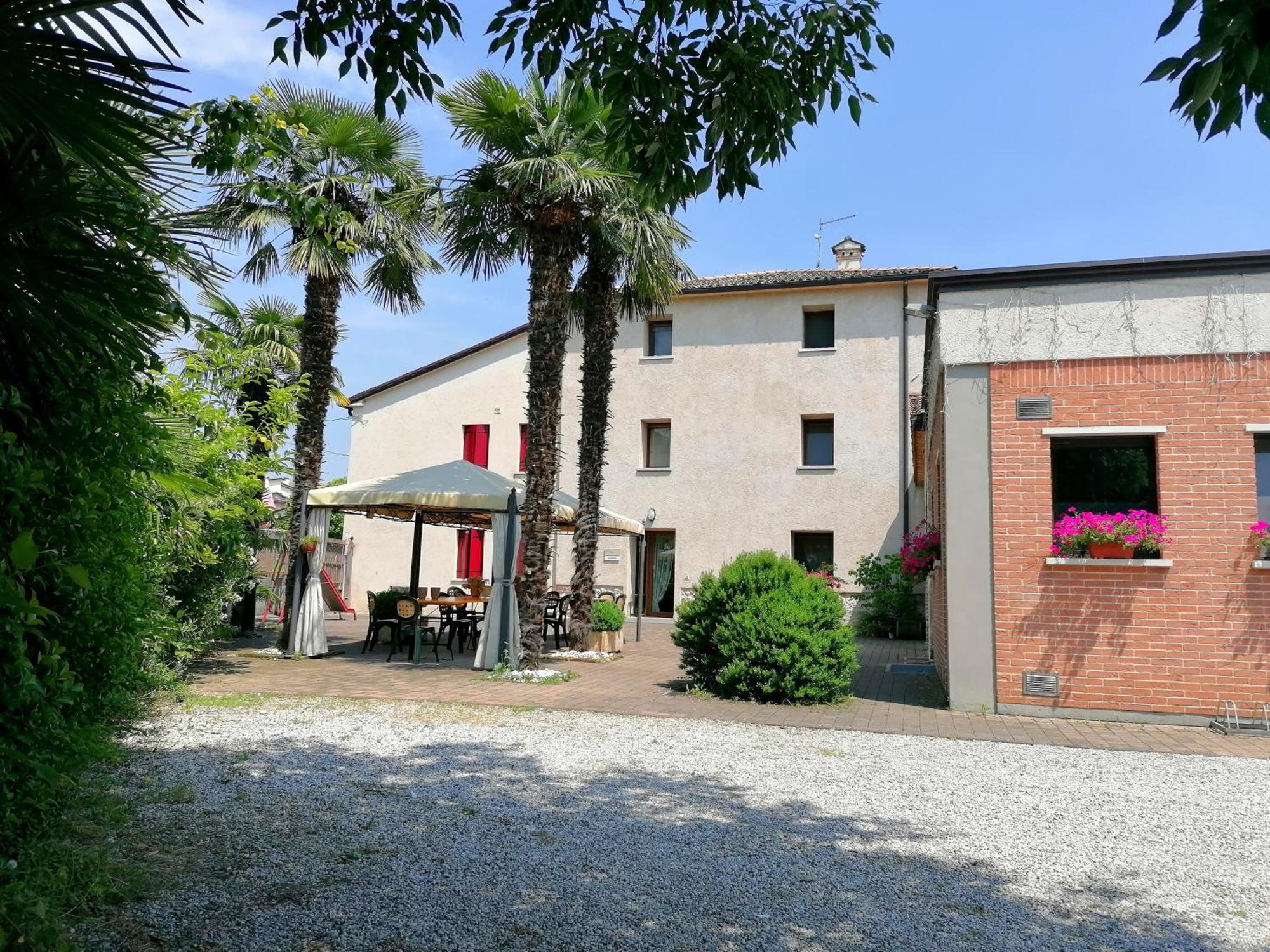 Agriturismo Da Andreina ボルソ・デル・グラッパ エクステリア 写真